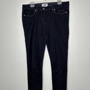 Paige Skyline Skinny jeans in a size 32
